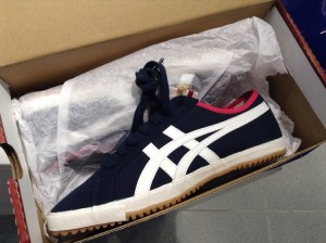 onitsuka blu