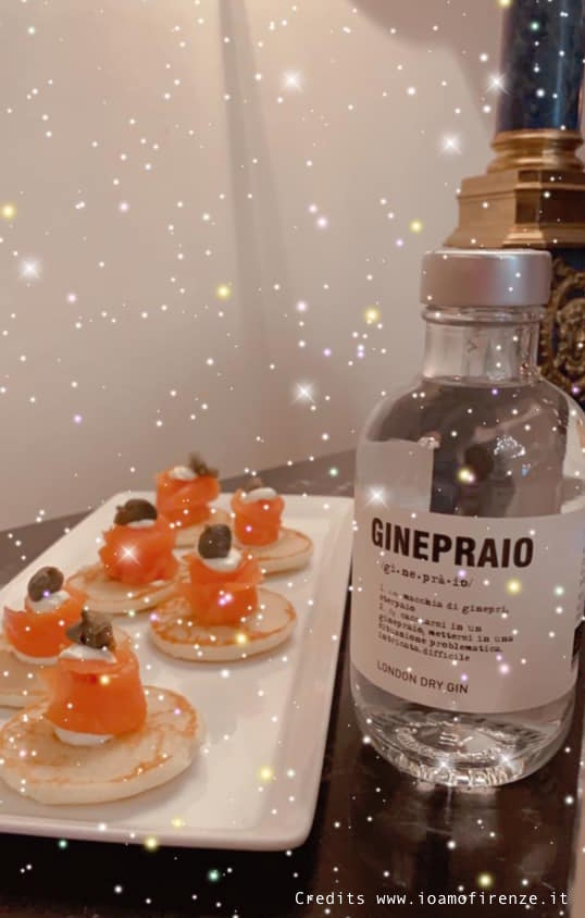 gin e blinis al salmone